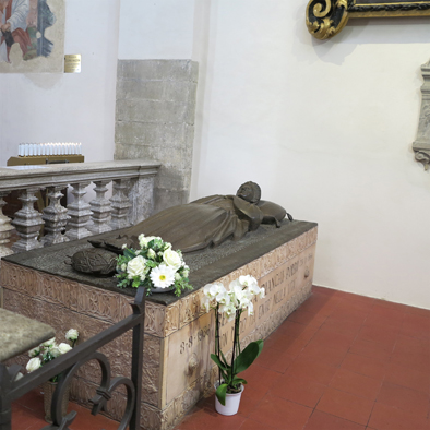 4D.La tomba di Benedetta.jpg